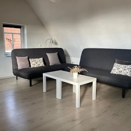 Komplettes Fuer Bis Zu 4 Personen * Dornheim